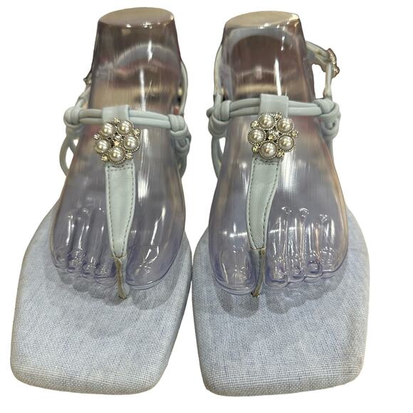 Sam and Libby light blue thongs full leather uppers text outfit bed size 8.5 - Picture 2 of 12